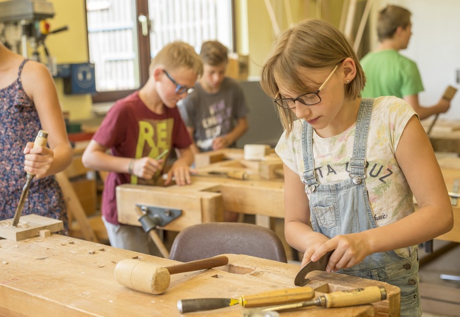 Schloss Schule Kirchberg ISEM Agencija International Student Schloss Schule Kirchberg ISEM Agencija International Student