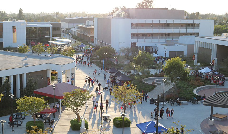 Santa Ana College ISEM Agencija International Student Exchange